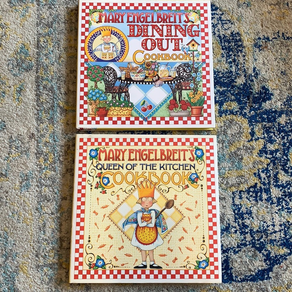 Set of 2 Mary Engelbreit Cookbooks New Condition